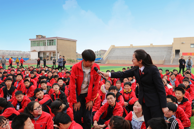 “守護(hù)青春，向校園欺凌說不”法治報(bào)告會